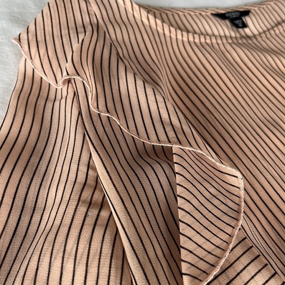 Guess XS sheer pink pinstripe ruffled with arm ties blouse - Picture 3 of 5